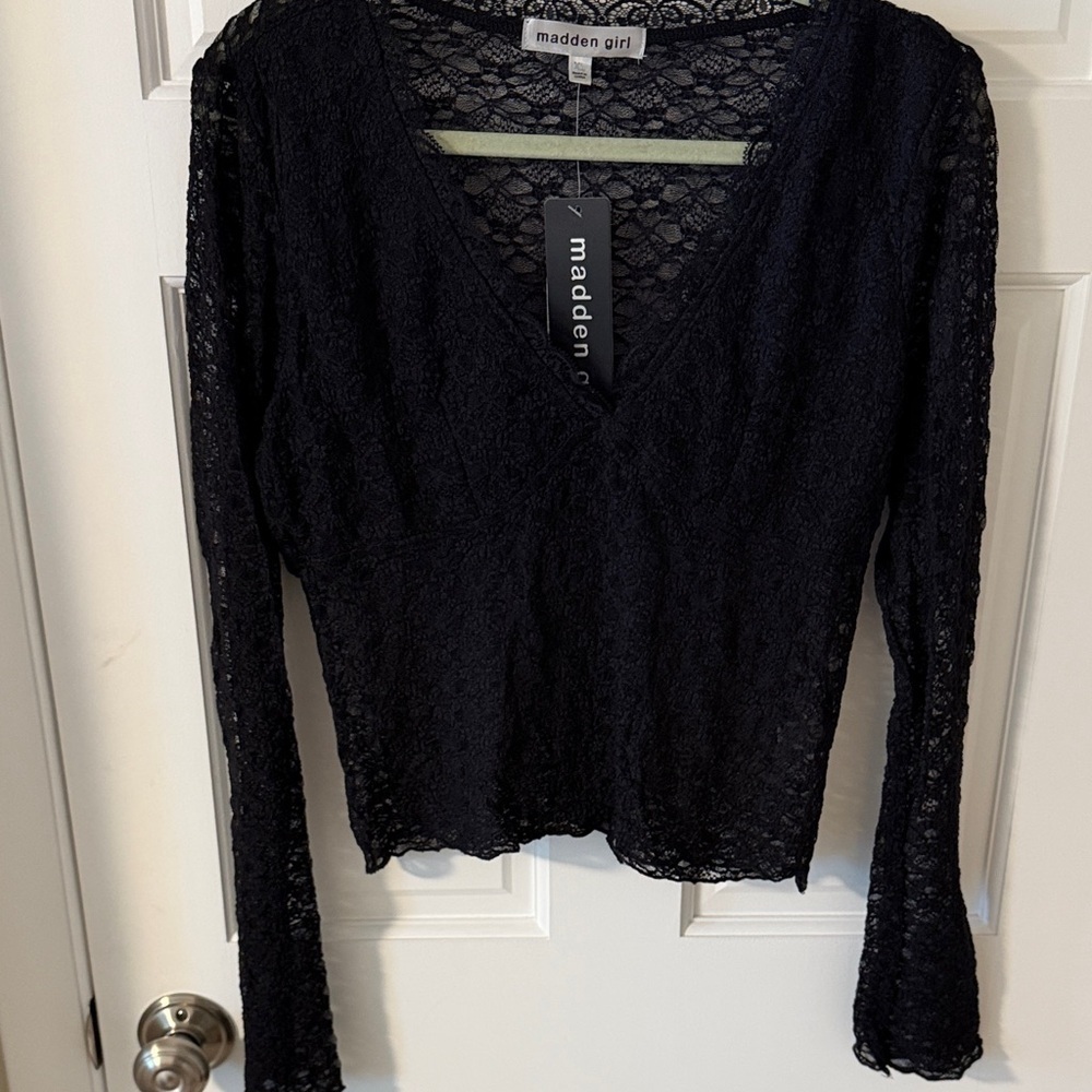 Madden Girl Juniors Sheer Black Lace Pullover Top V-neck long sleeves XL NEW